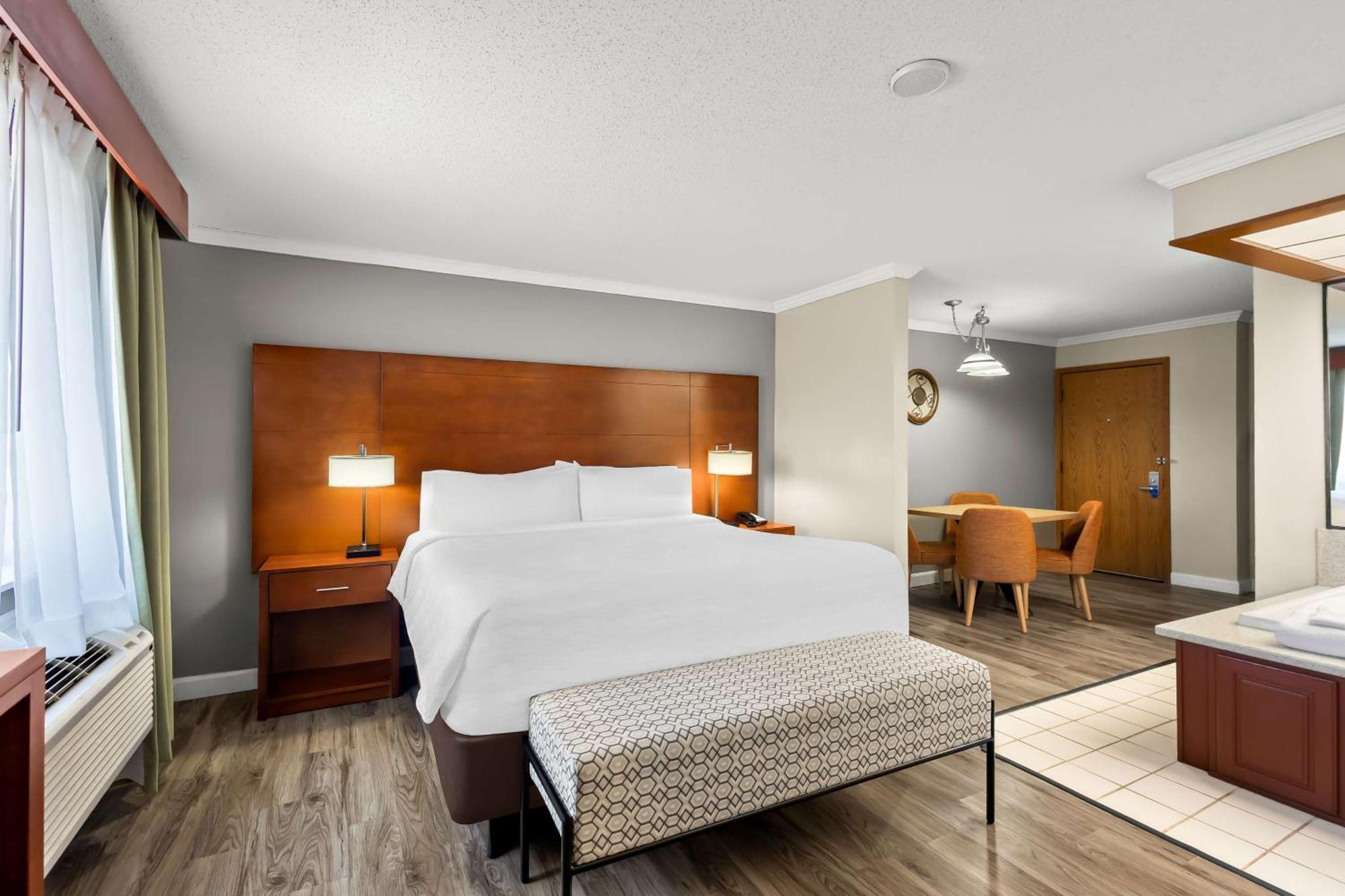 Best Western Fremont Angola I-80 90 Toll Road Exterior photo