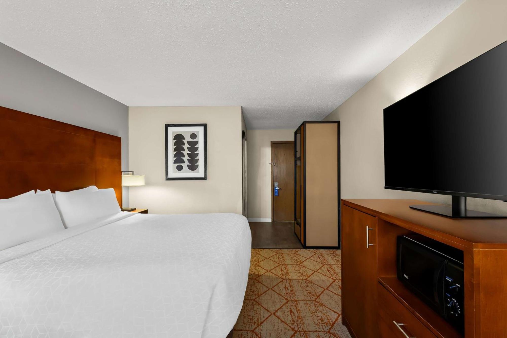 Best Western Fremont Angola I-80 90 Toll Road Exterior photo
